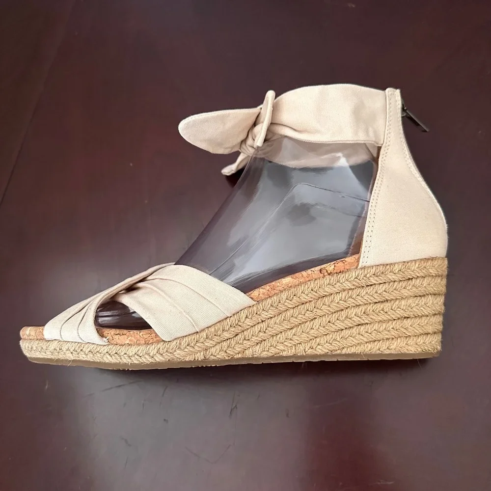 UGG Espadrille Wedge Sandals Womens 9 Cream Bow Ankle Strap Cork Jute Summer